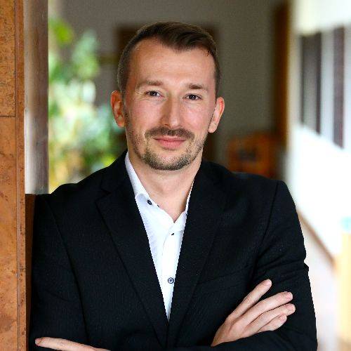 Völgyi Péter Völgyi Péter